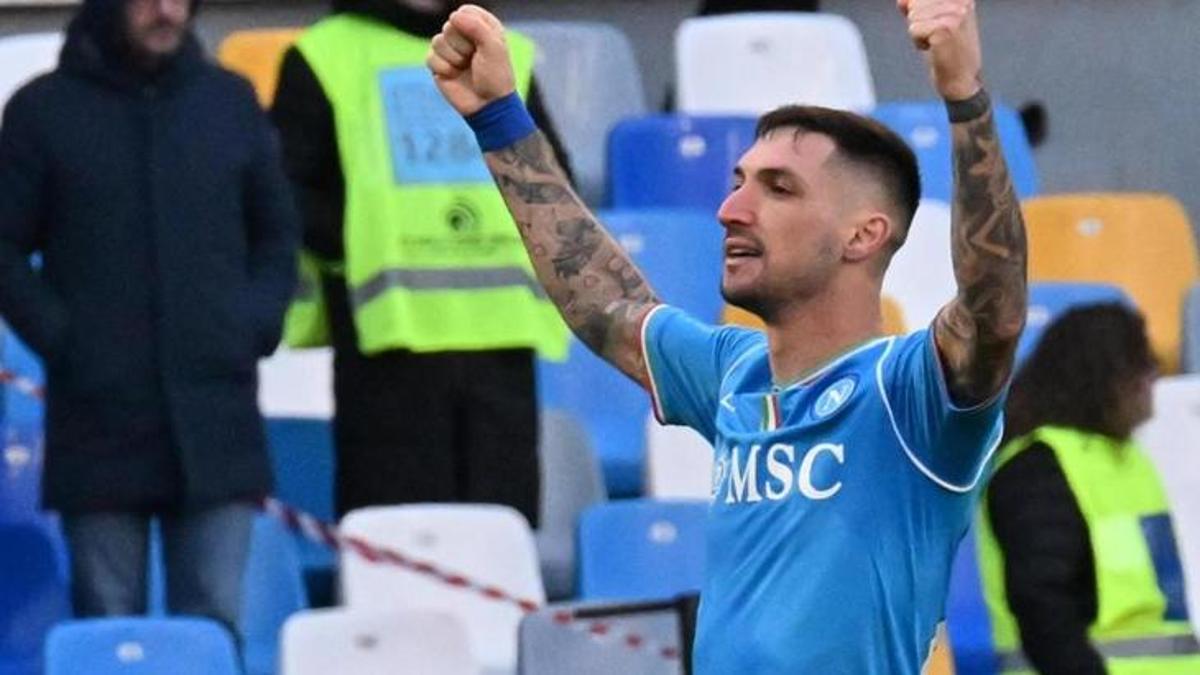 Napoli, Matteo Politano'nun sözleşmesini tazeledi