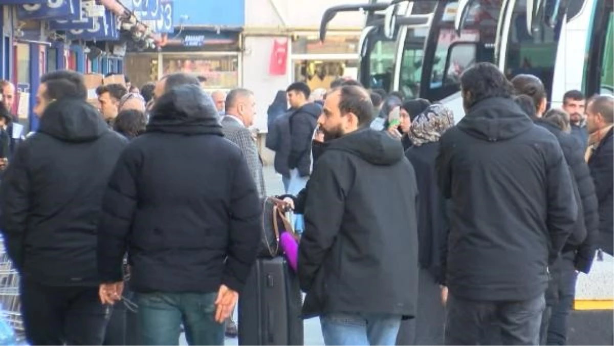 Okulların Tatil Başlamasıyla Bayrampaşa'da Otogar Yoğunluğu