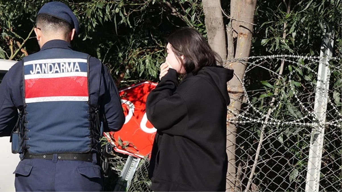 Piknik yolunda feci kaza! Olay yerinde annesinin cansız bedenini gören kızı gözyaşlarına boğuldu