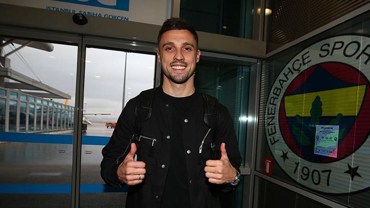 Rade Krunic'in Fenerbahçe'ye transferinin perde arkası! Zorlu süreç...