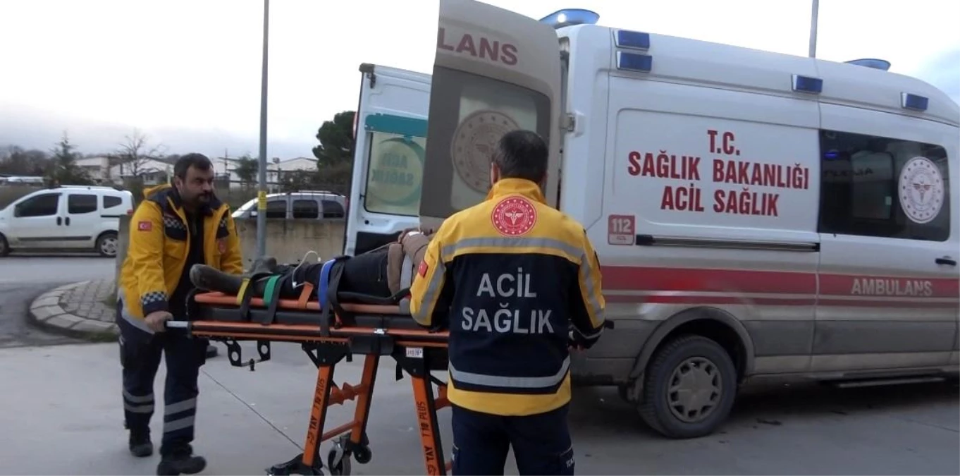 Samsun'da otomobil ile kamyonet çarpıştı: 4 yaralı