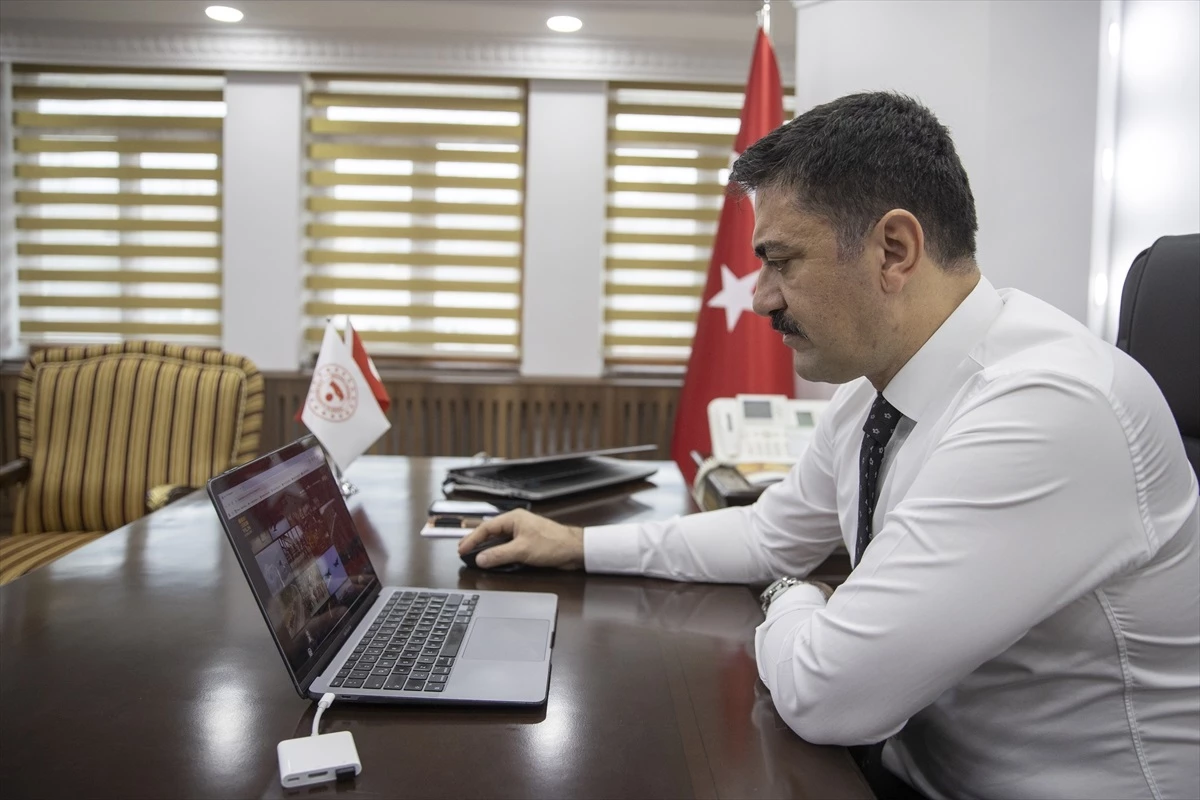 Tunceli Valisi Bülent Tekbıyıkoğlu, Yılın Kareleri oylamasına katıldı