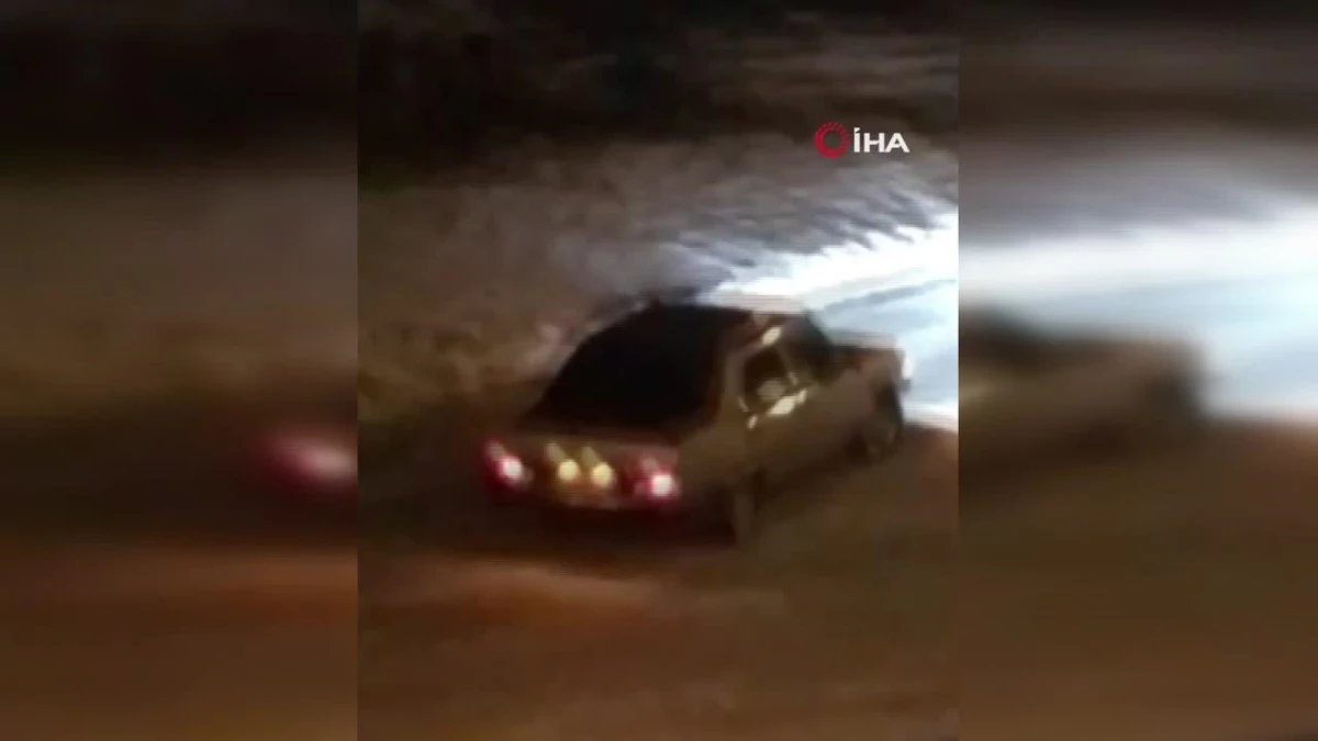 Uludağ'da Tofaş otomobil ile drift atan sürücü kamerada