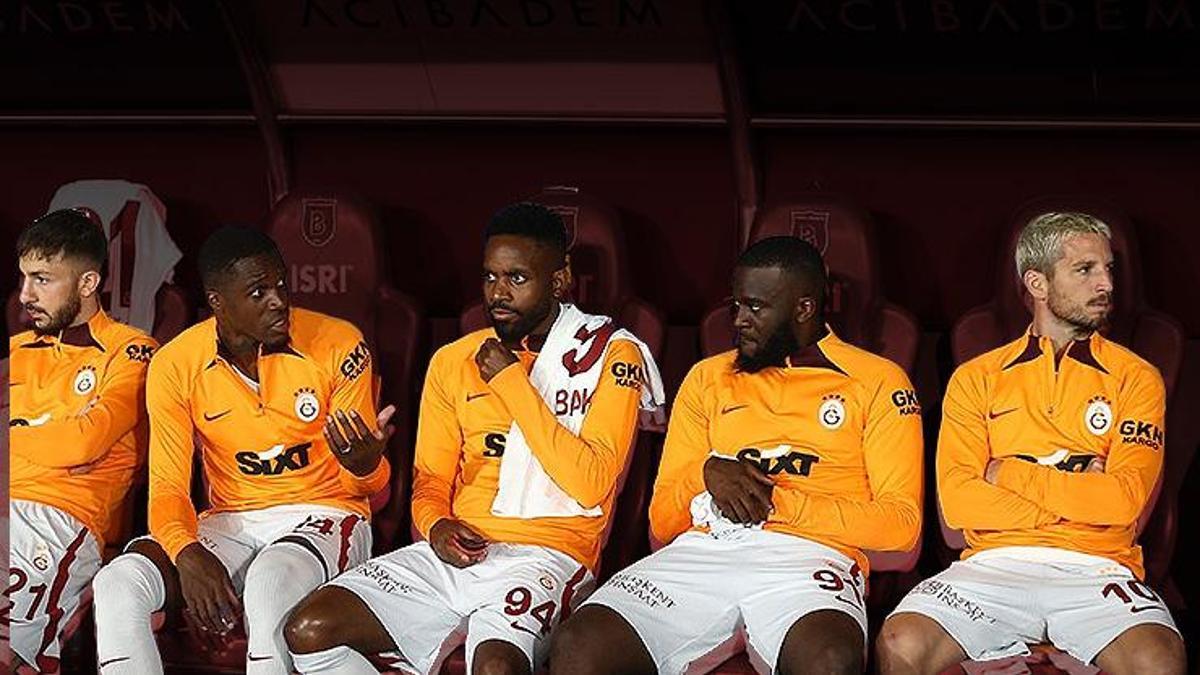 Yıldız oyuncu resmen açıkladı: Futbolu Galatasaray'da bırakacağım