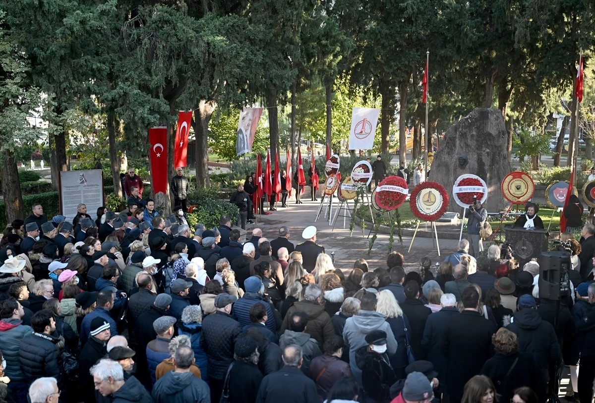 Zübeyde Hanım'ın ölüm yıl dönümü törenle anıldı