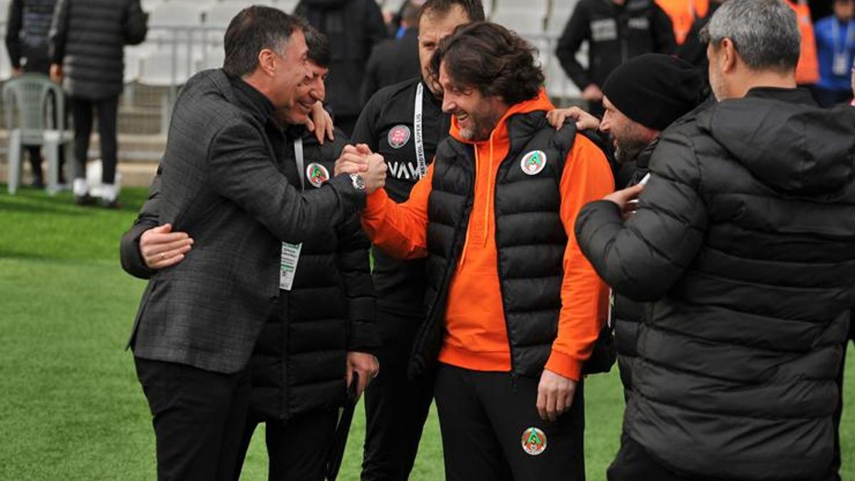 Alanyaspor Teknik Direktörü Fatih Tekke: 2 puan kaybettik