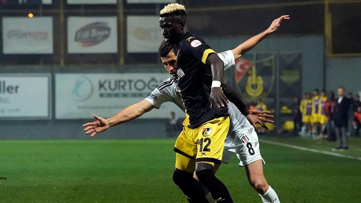 Beşiktaş yenilgisi sonrası İstanbulspor'da Mendy Mamadou: Ligde kalmayı hak ediyoruz