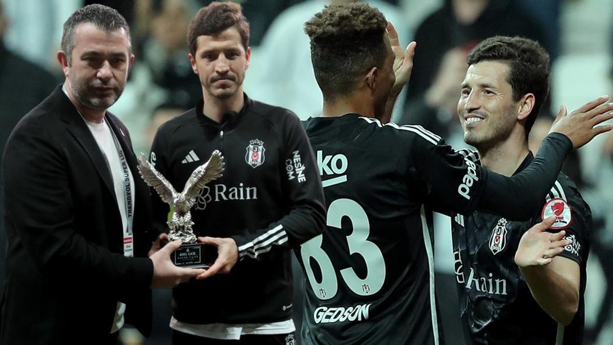 Beşiktaş'ta kupa golcüsü Salih Uçan! Yine boş geçmedi...