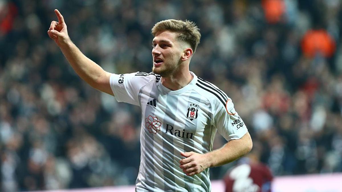 Beşiktaş'ta yeni bir yıldız doğuyor: Semih Kılıçsoy