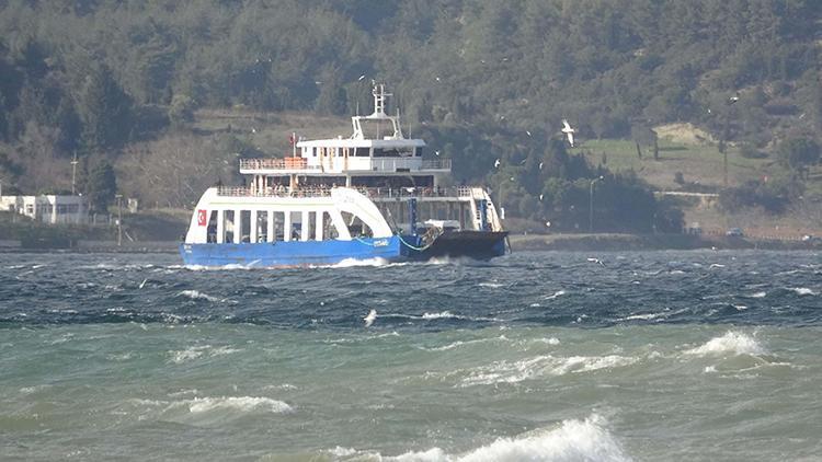 Çanakkale'de deniz ulaşımına fırtına engeli