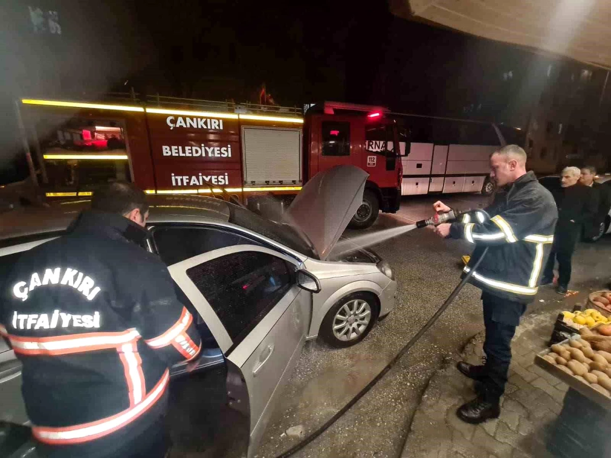 Çankırı'da otomobil yangını söndürüldü