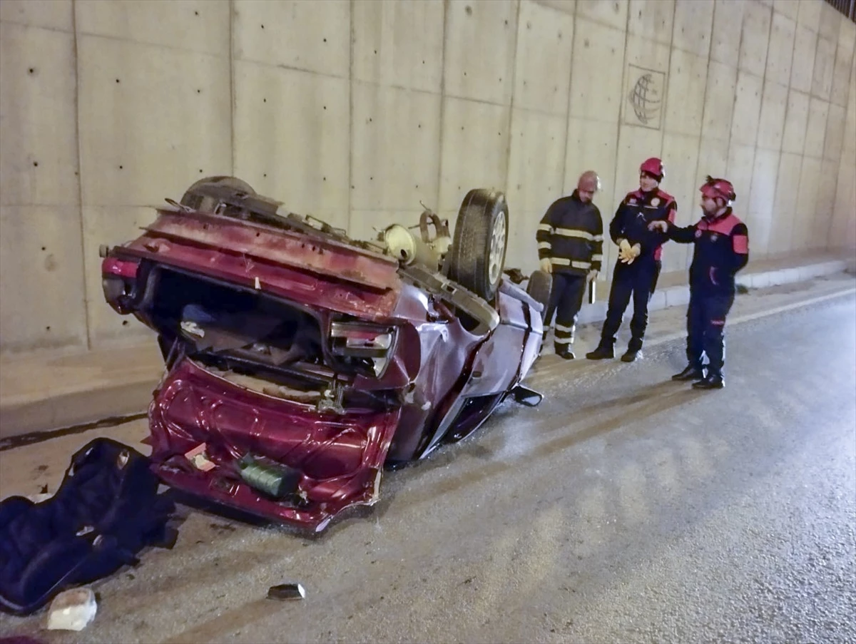 Çorum'da Otomobil Kazası: 1 Ölü, 3 Yaralı