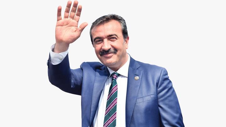 Çukurova Belediye Başkanı Soner Çetin, CHP'den istifa etti