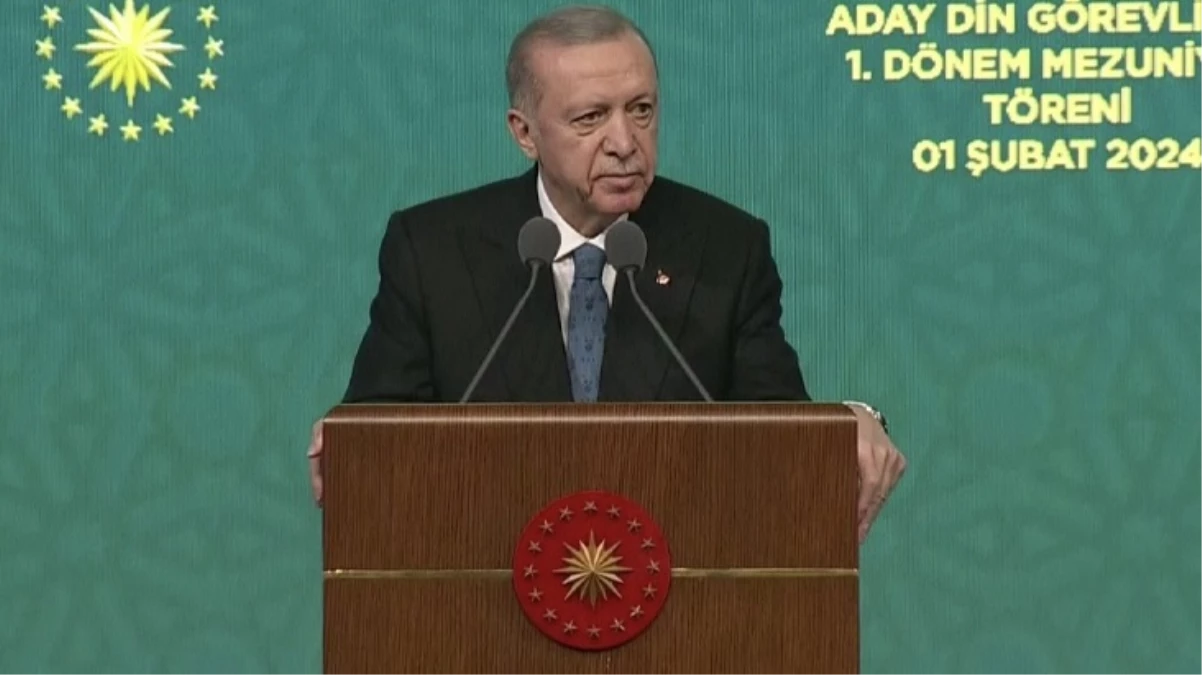 Cumhurbaşkanı Erdoğan: Şeriata düşmanlık, esasında dininin bizatihi kendisine husumettir