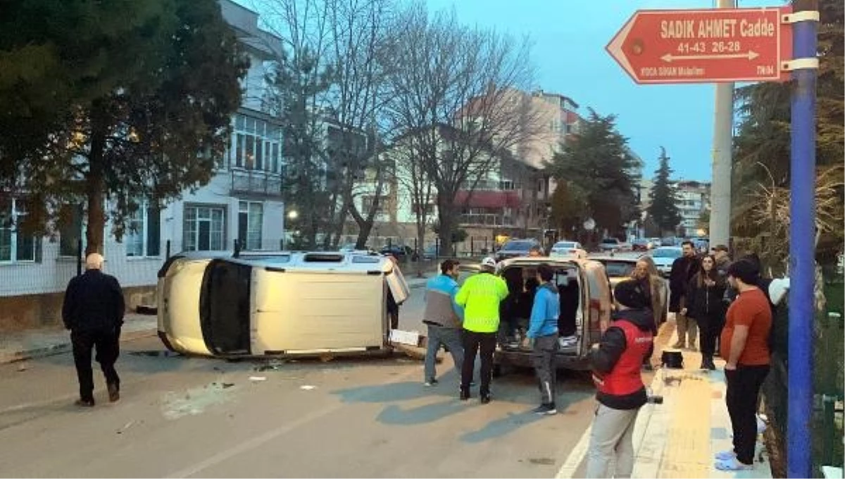 Edirne'de Otomobil Kazası: 1 Yaralı