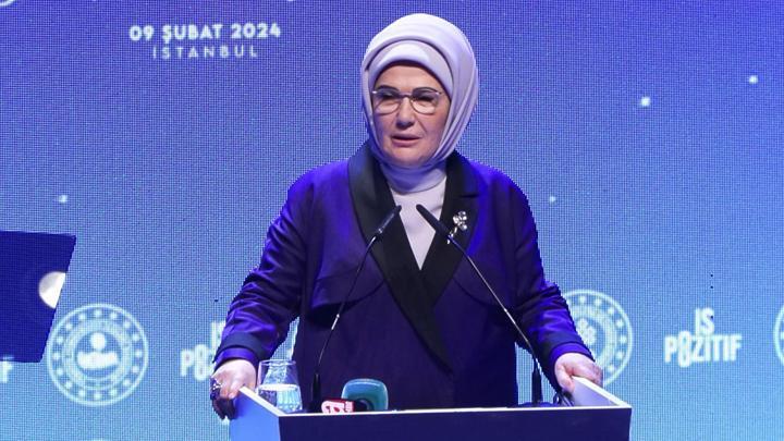 Emine Erdoğan: Kadınların toplumsal her alanda önlerine çıkan engelleri kaldırmak için var gücümüzle çalıştık