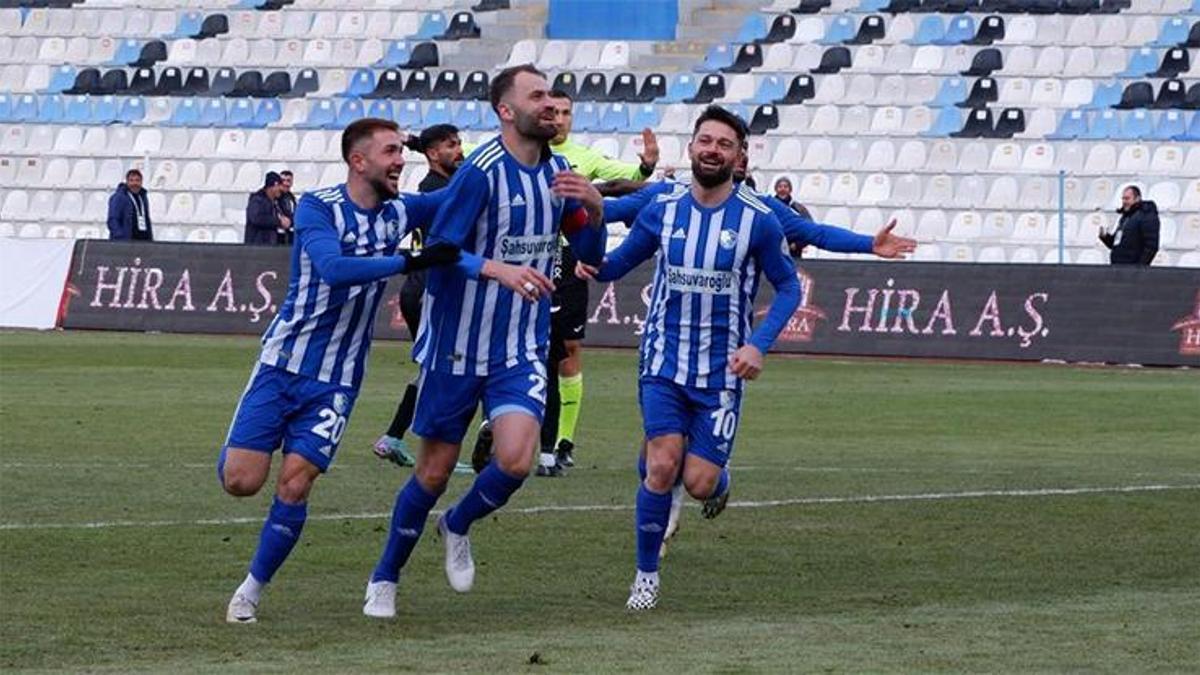 Erzurumspor sahasında güldü!