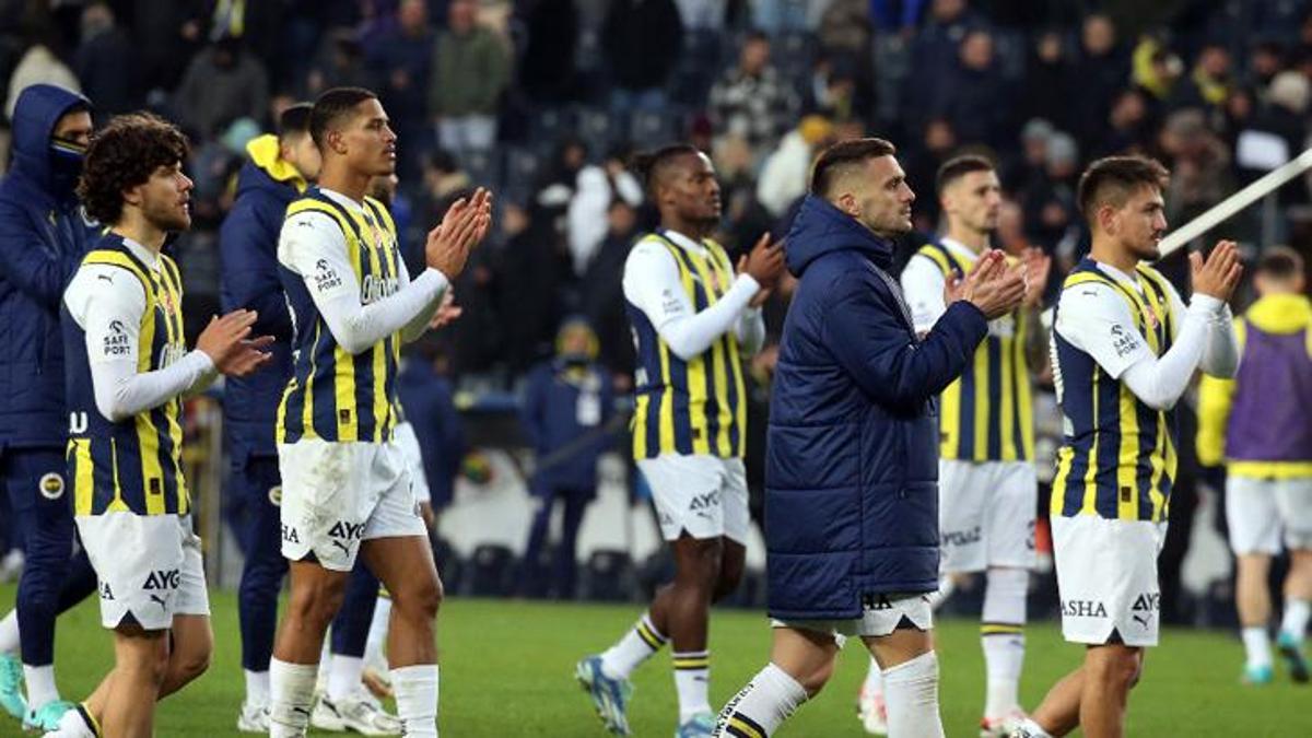 Fenerbahçe'de rekabet iyice kızıştı! İlk 11'de zor tercihler