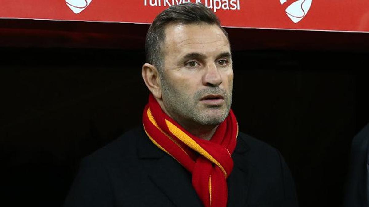Galatasaray Teknik Direktörü Okan Buruk'tan transfer açıklaması! 'Bir oyuncu ile anlaştık'