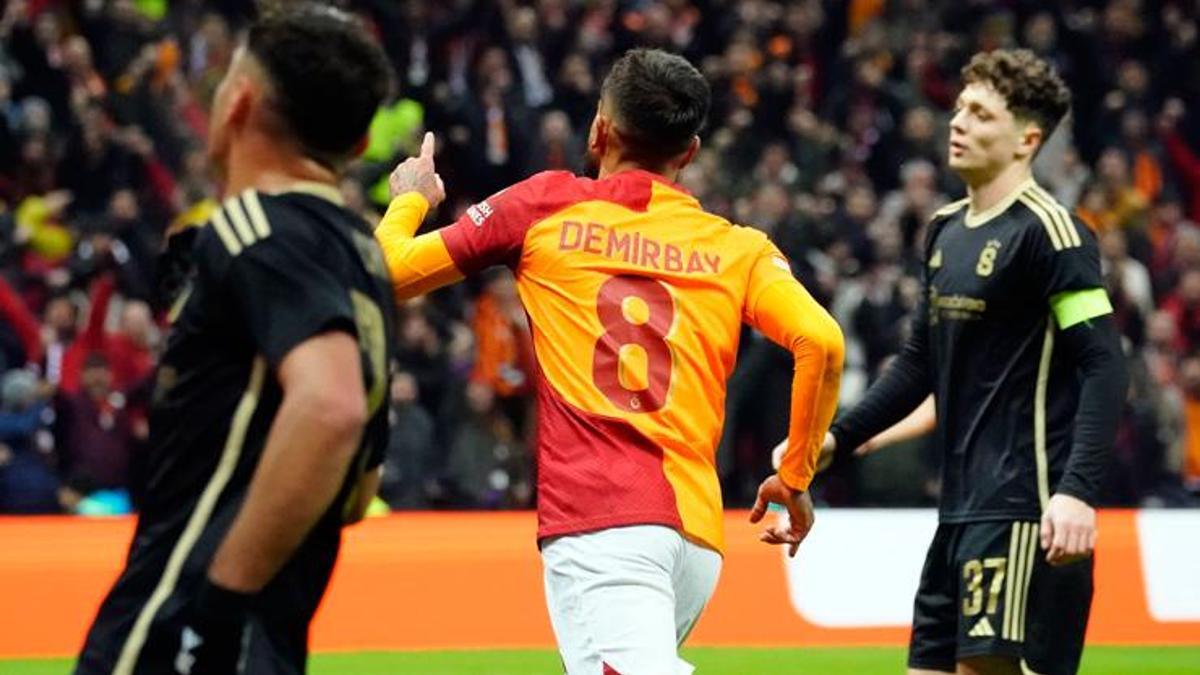 Galatasaray'da Kerem Demirbay gollere başladı!