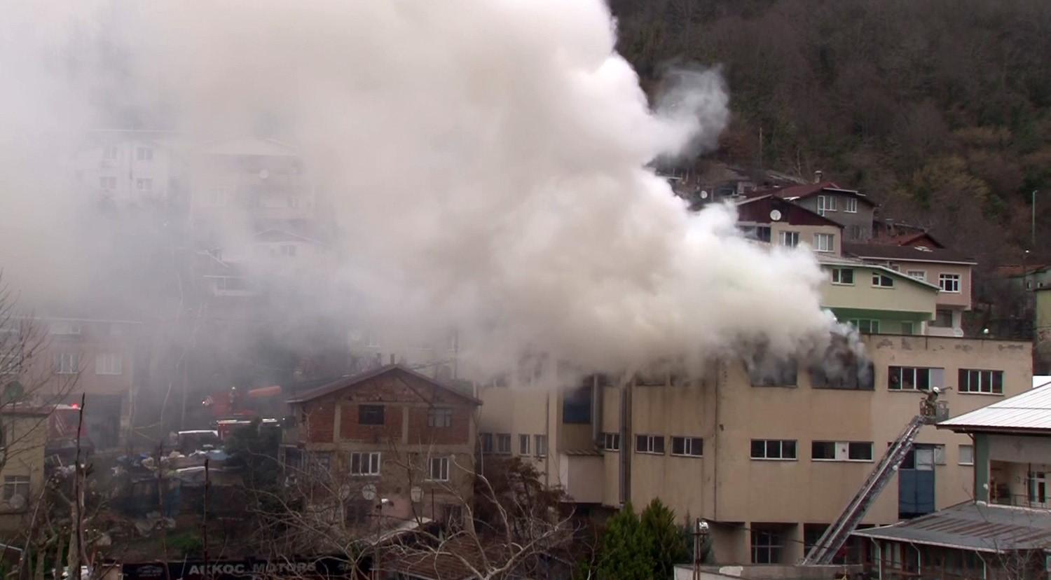 İstanbul Beykoz'da fabrikada yangın