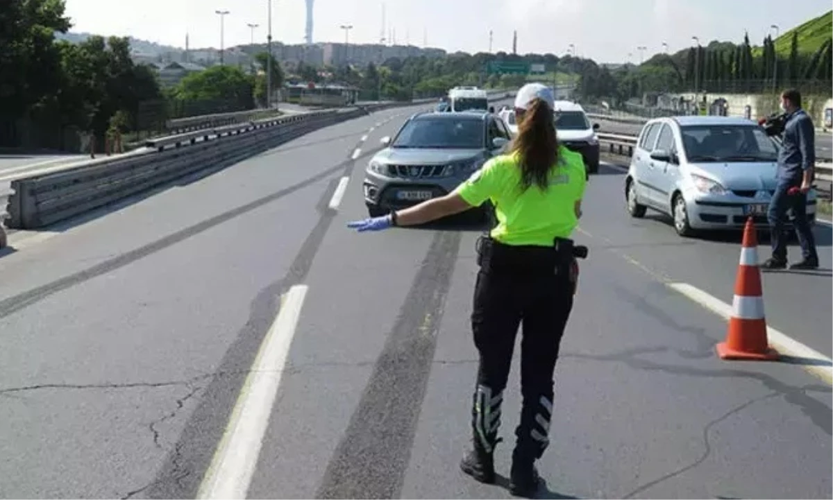 İSTANBUL'DA HANGİ YOLLAR TRAFİĞE KAPALI? Bugün (26 Şubat) trafiğe hangi yollar kapalı, ne zaman açılıyor?