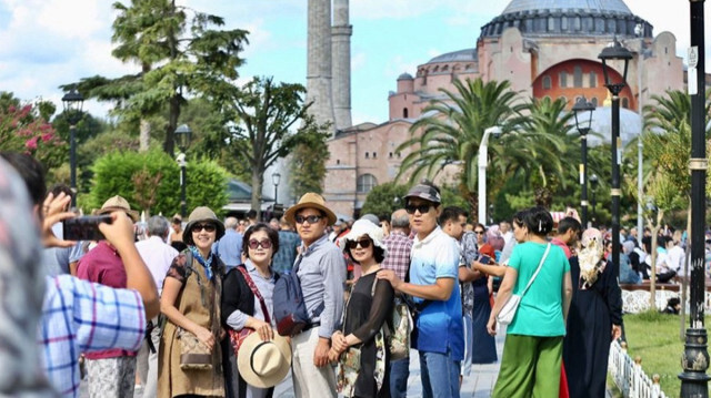 İstanbul'a gelen yabancı turist sayısı 10 yılda yüzde 66 arttı | Hayat Haberleri