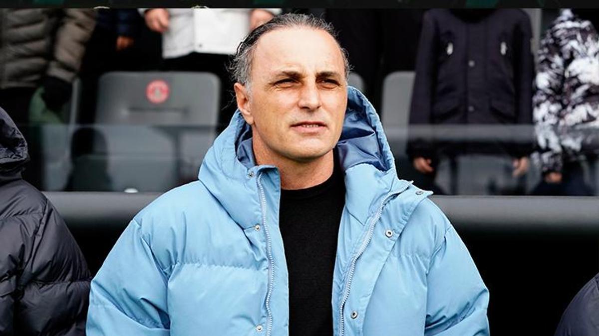 Kocaelispor'da teknik direktörlük koltuğu için en büyük aday Mustafa Gürsel