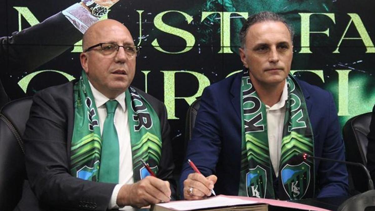 Kocaelispor'da yeni dönem başladı! Mustafa Gürsel imzayı attı