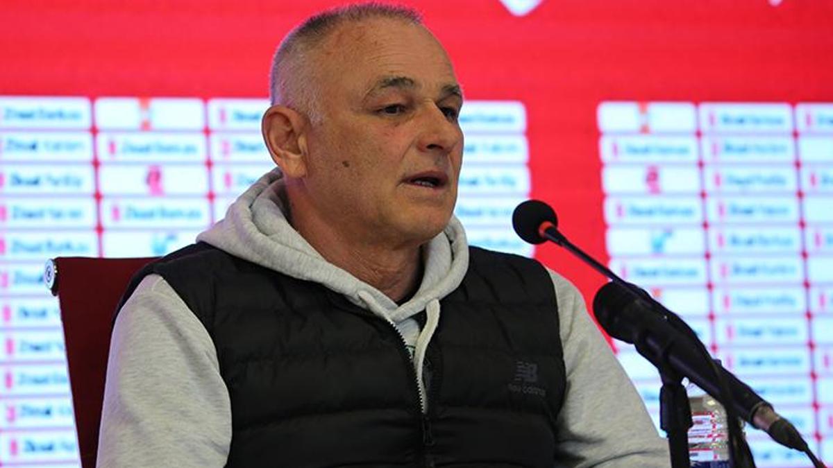 Konyaspor'da Fahrudin Omerovic: 'Süper Lig'deki durumumuz sıkıntılı!'