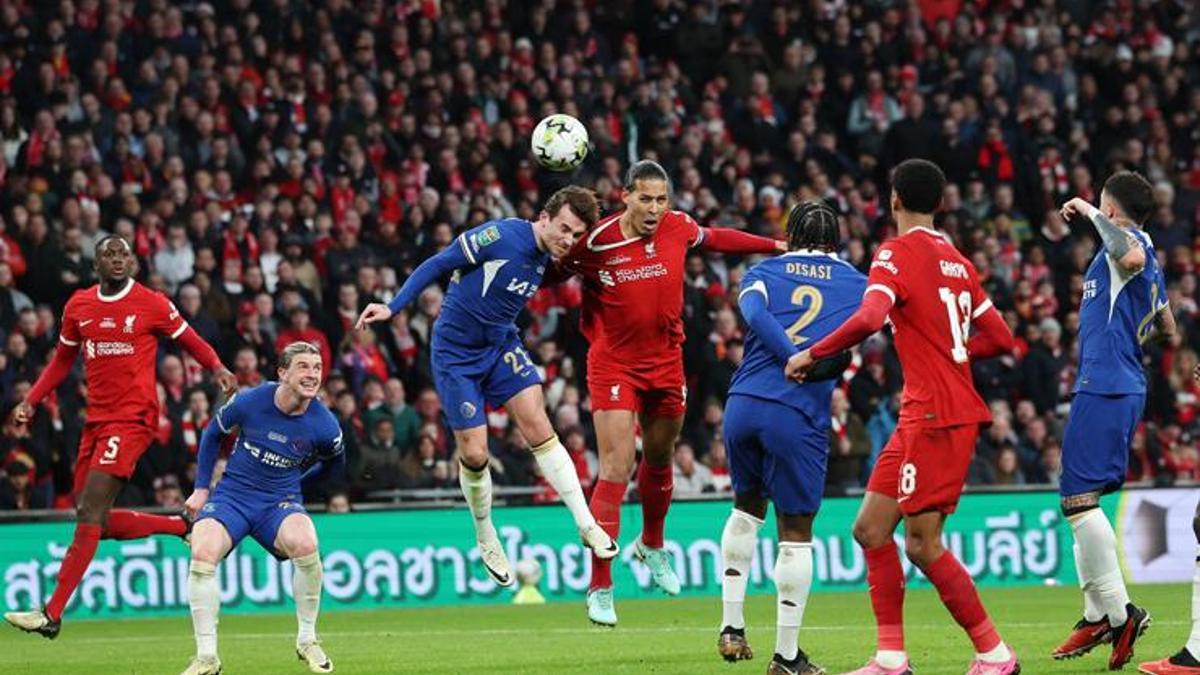 Liverpool, Chelsea'yi devirdi, İngiltere Lig Kupası'nı kazandı!