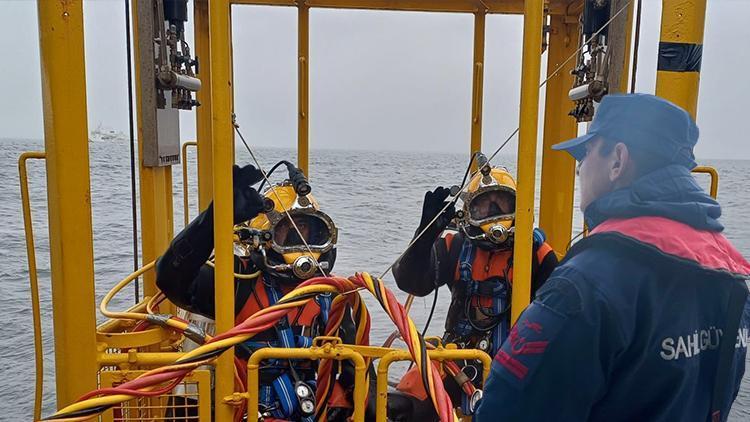 Marmara'da batan geminin mürettebatını arama çalışmasında 7'inci gün