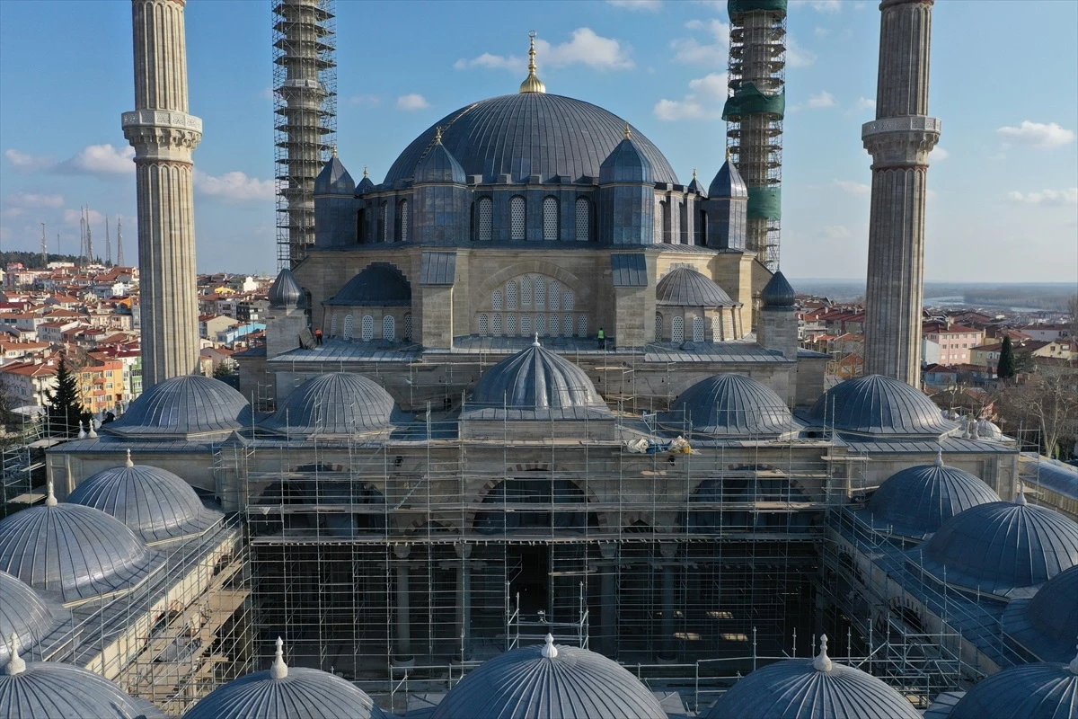 Mimar Sinan'ın ustalık eseri Selimiye Camisi'nde restorasyon çalışmaları devam ediyor