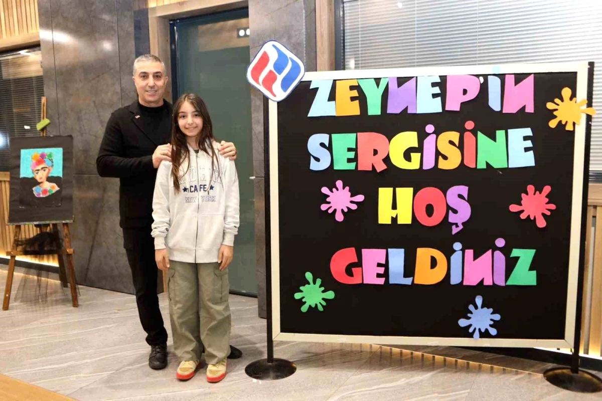 MÜSİAD Karabük Şube Başkanı'nın kızı Zeynep Dila'nın ilk resim sergisi