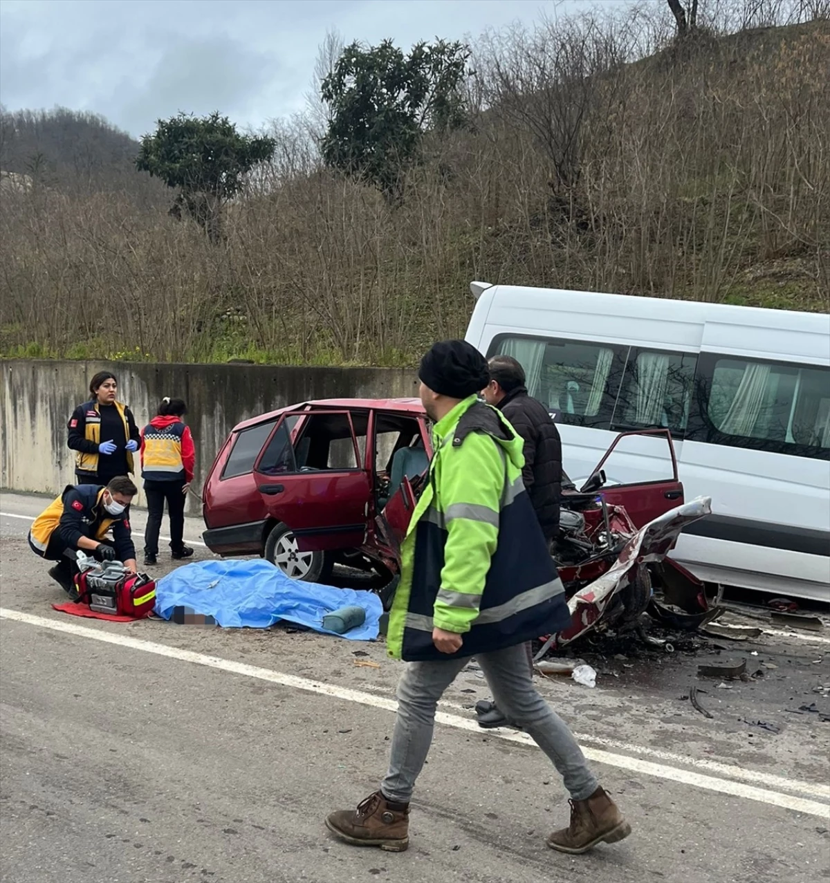 Ordu'da otomobil ile minibüs çarpıştı: 2 ölü, 1 yaralı