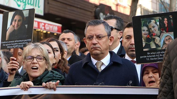 Özgür Özel, 25 kişinin öldüğü tren kazası duruşmasına katıldı