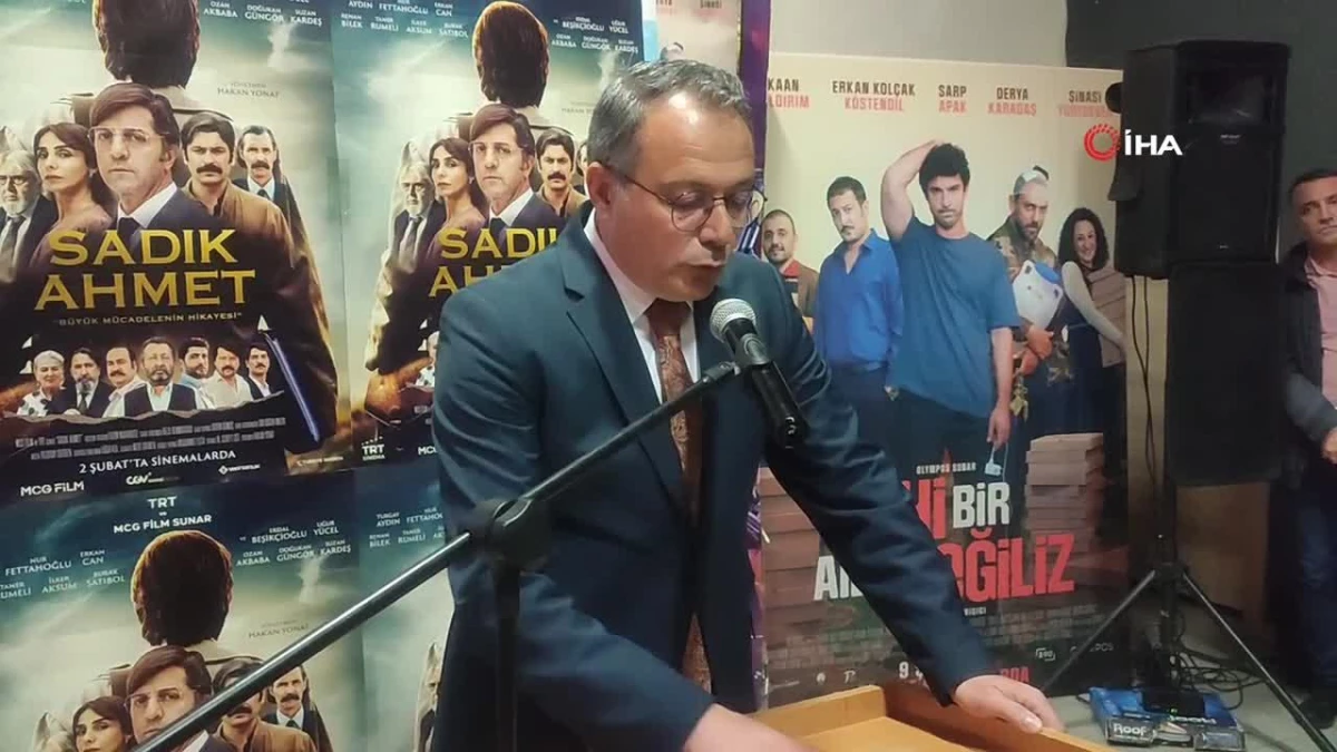 Sadık Ahmet Filminin Gösteriminde Gözyaşları Sel Oldu