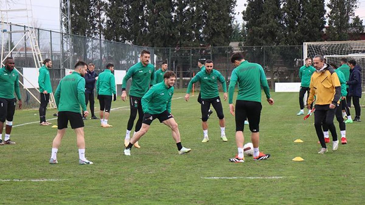 Sakaryaspor'un tek hedefi 3 puan