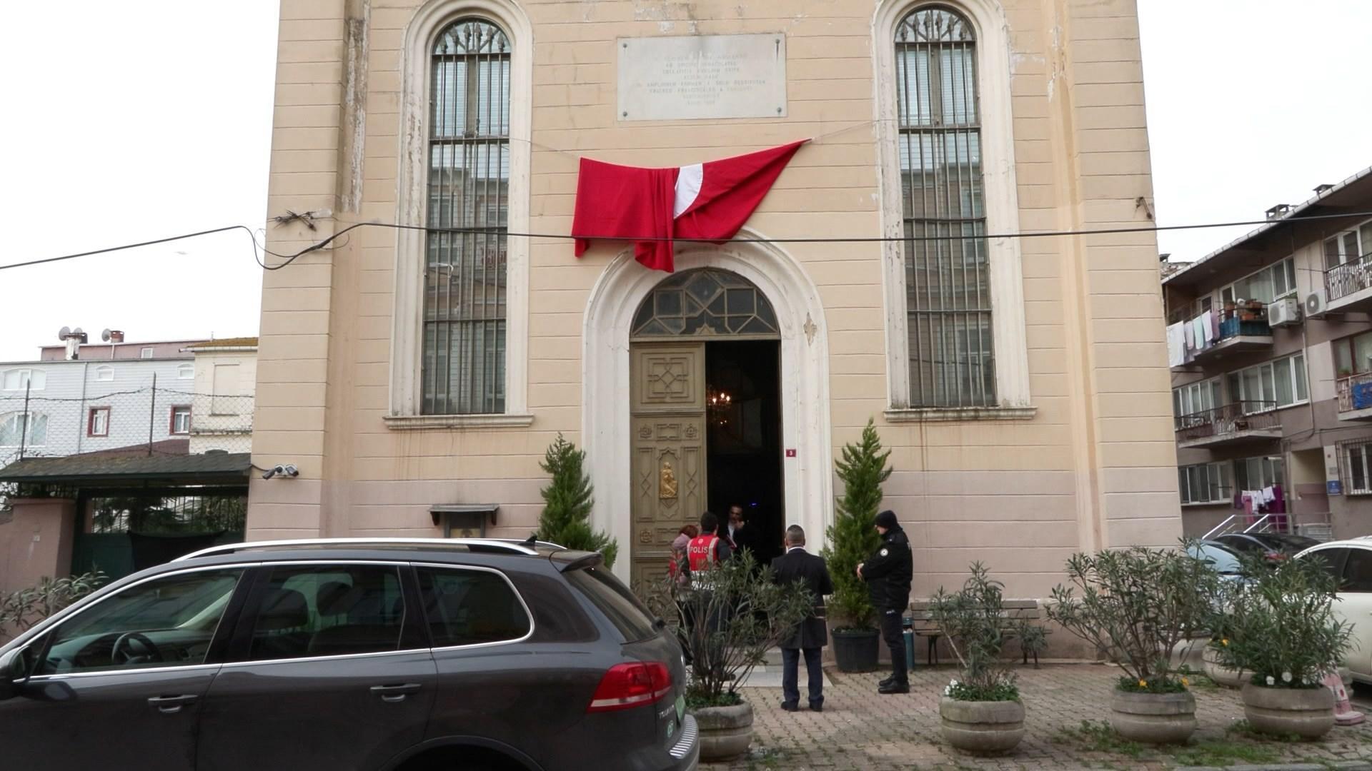 Sarıyer'de Santa Maria Kilisesi'nde terör saldırısı sonrası ilk Pazar ayini