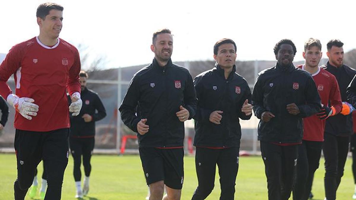 Sivasspor, Pendikspor maçı öncesi taktik çalıştı