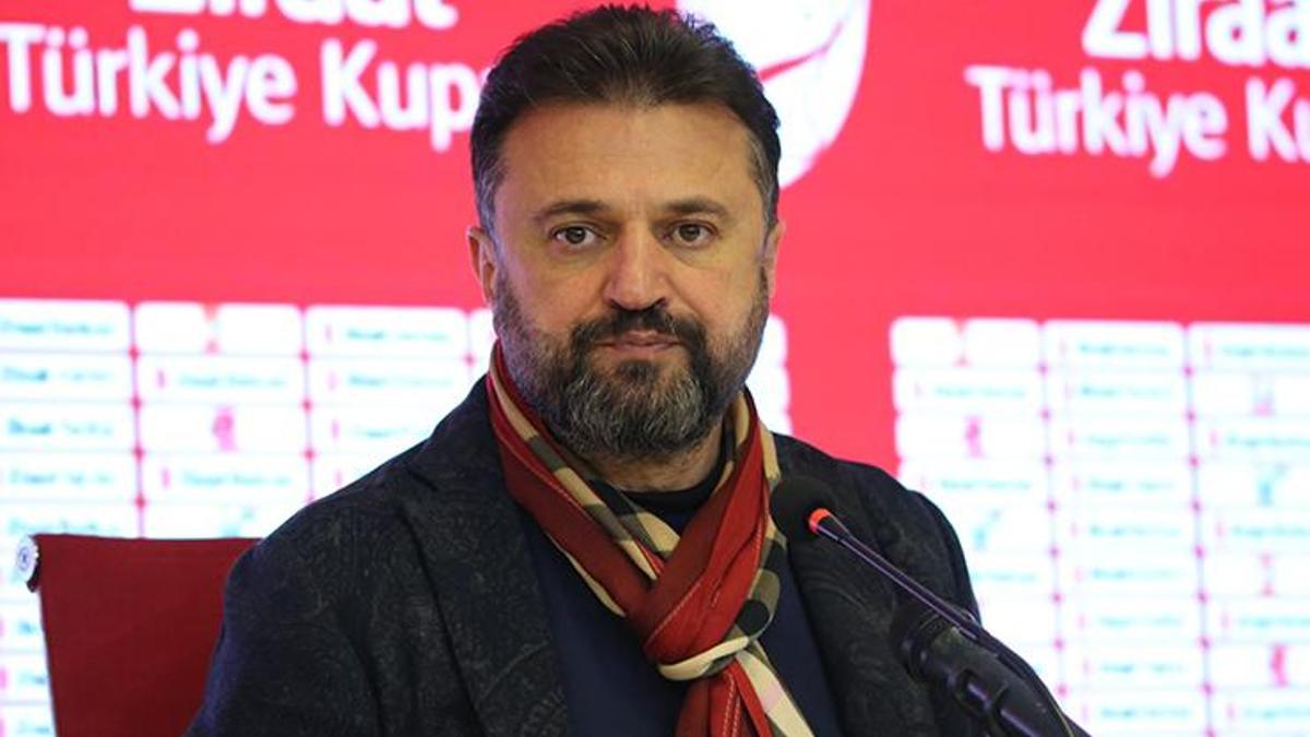 Sivasspor'da Bülent Uygun'dan transfer açıklaması!