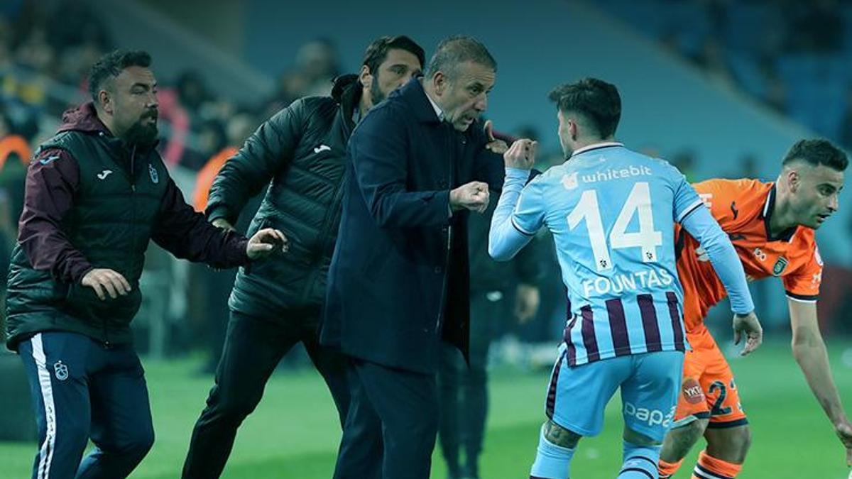 Trabzonspor-Başakşehir FK maçındaki ayrıntıyı açıkladı: Asla tesadüf değil