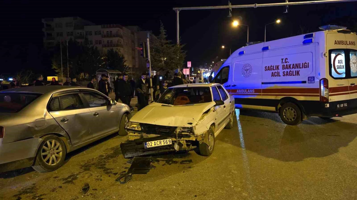 Adıyaman'da kaza: 12 kişi yaralandı