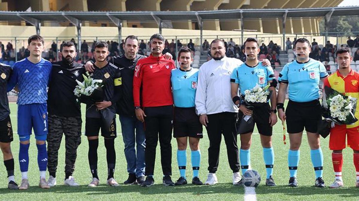 Altay taraftarlarından ezeli rakip Göztepe'ye jest