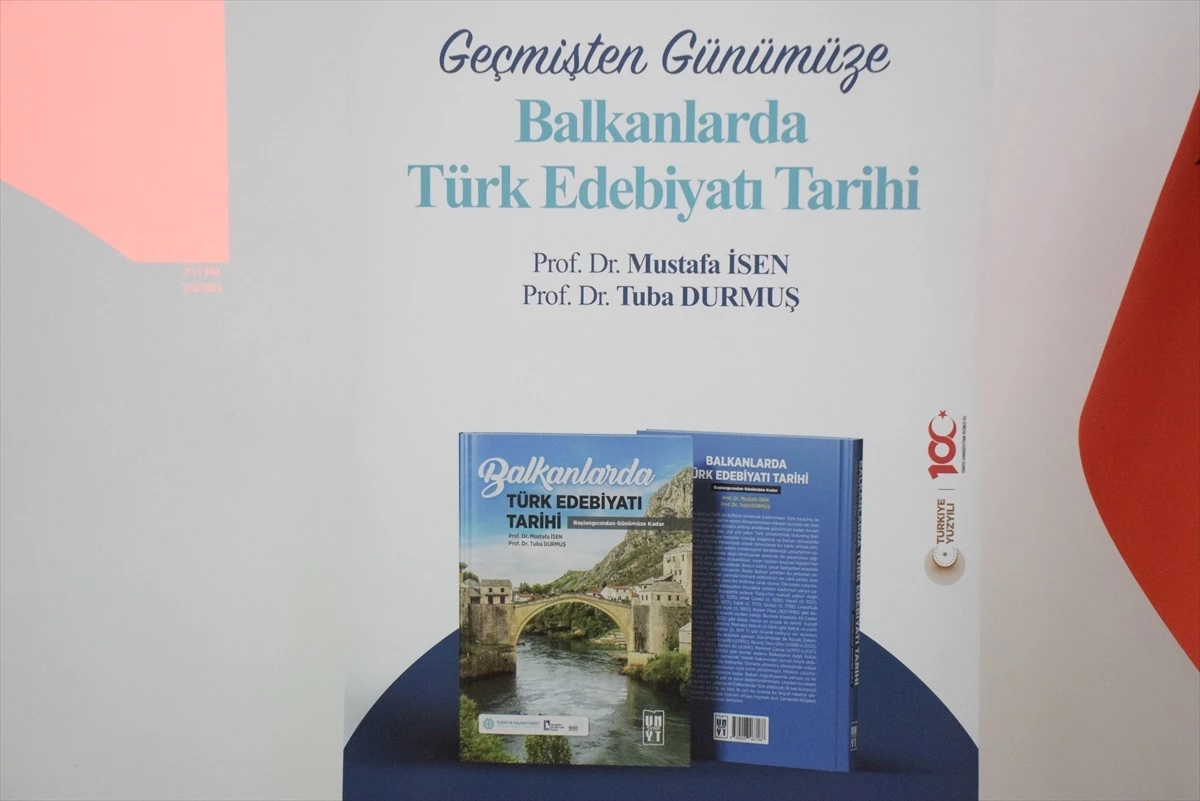 Arnavutluk'ta Türk Edebiyatı Tarihi Kitabının Tanıtımı Yapıldı