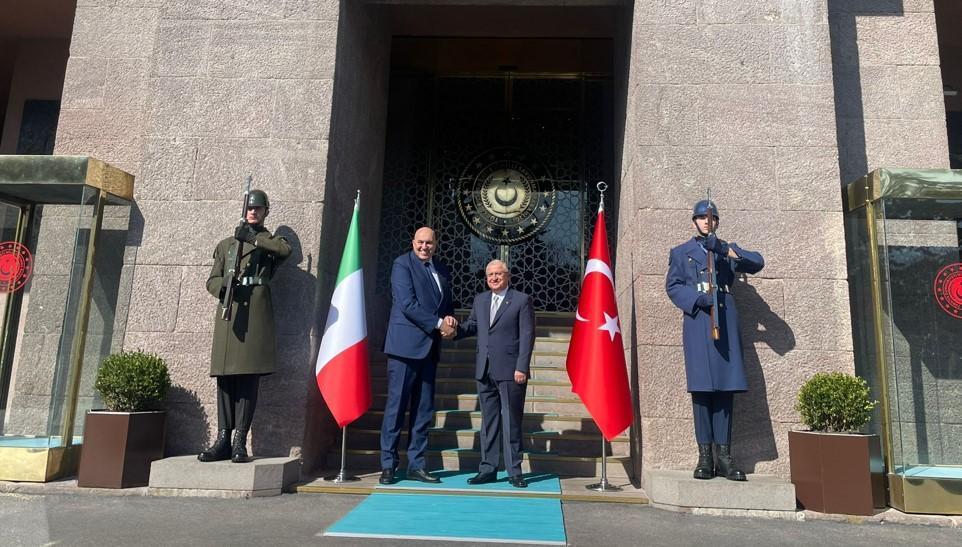 Bakan Güler, İtalyan mevkidaşı Crosetto ile görüştü