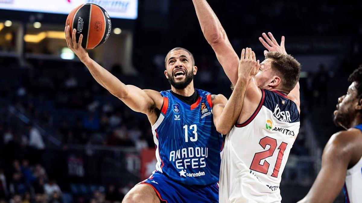 Baskonia - Anadolu Efes maçı (CANLI)