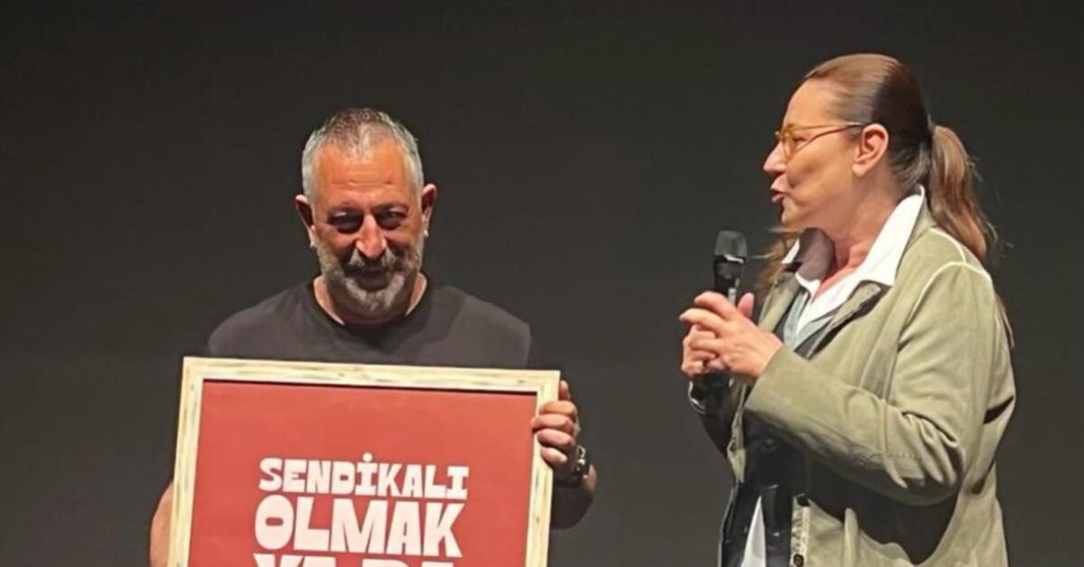 Cem Yılmaz, gösterisinin gelirini bağışladı - Magazin haberleri