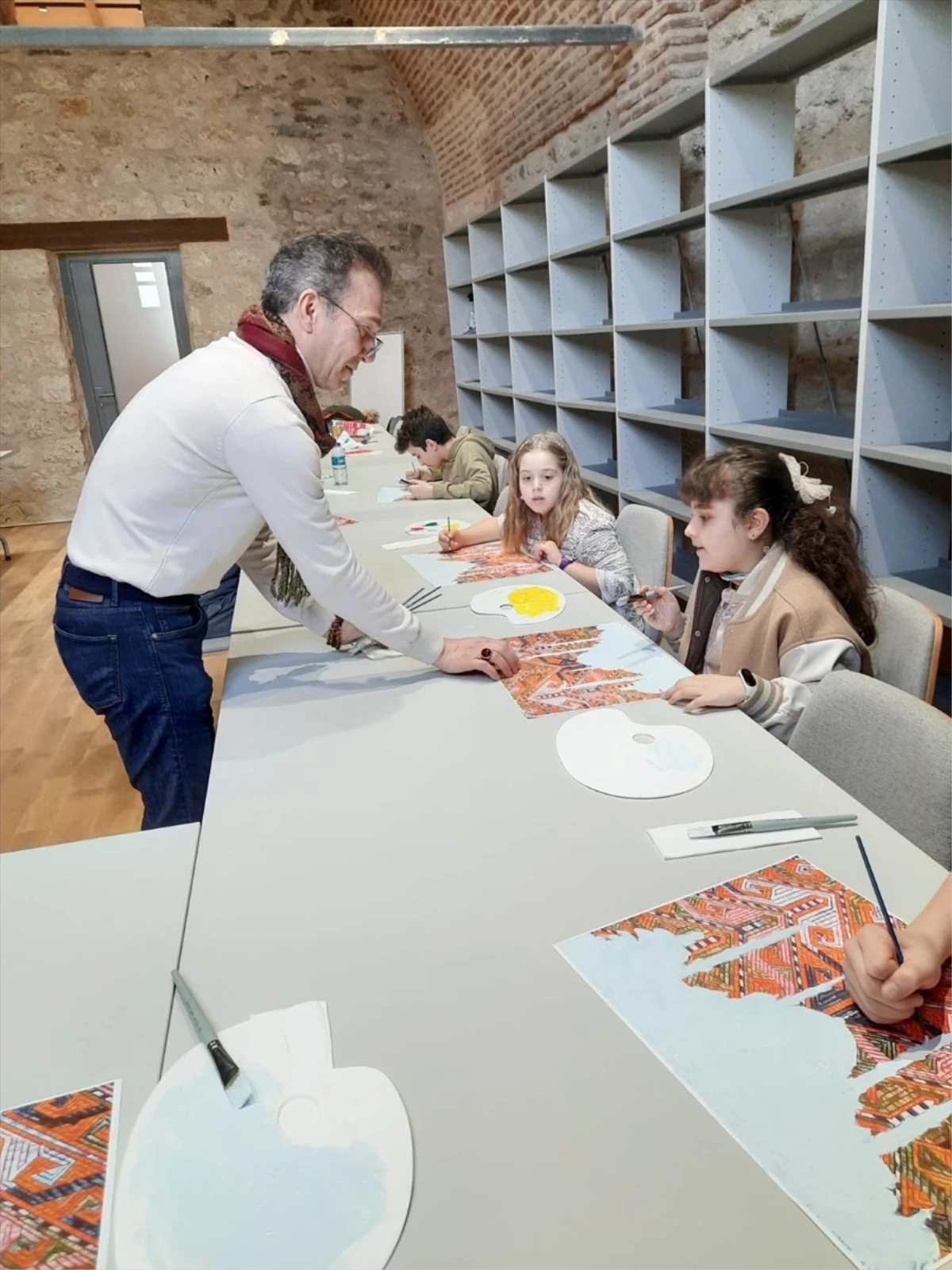 Çocukların Gözünden Sanat Etkinliği Rami Kütüphanesi'nde Gerçekleştirildi