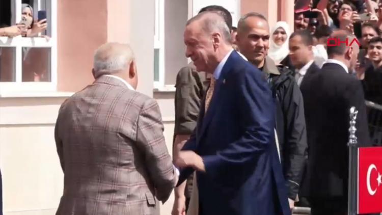 Cumhurbaşkanı Erdoğan oyunu İstanbul'da kullanıyor